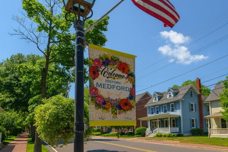 Local Bathtub Installation pros at work